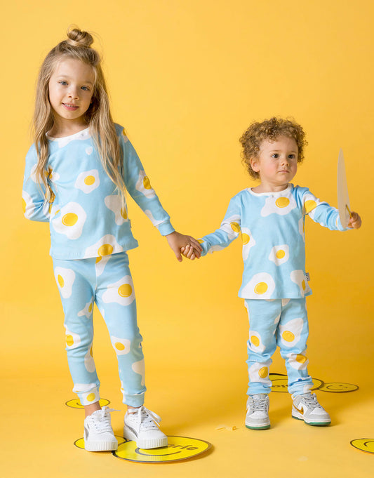 Pijama unisex en algodón peruano para niños - Estampado huevos