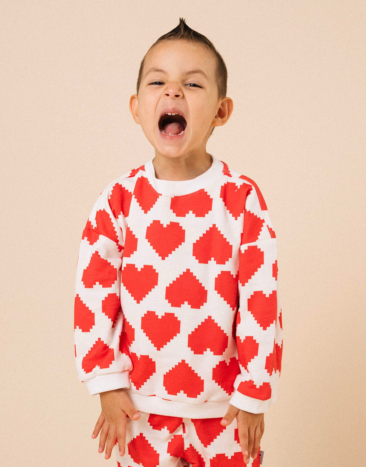 Buzo unisex en 100% algodón peruano - Estampado corazones