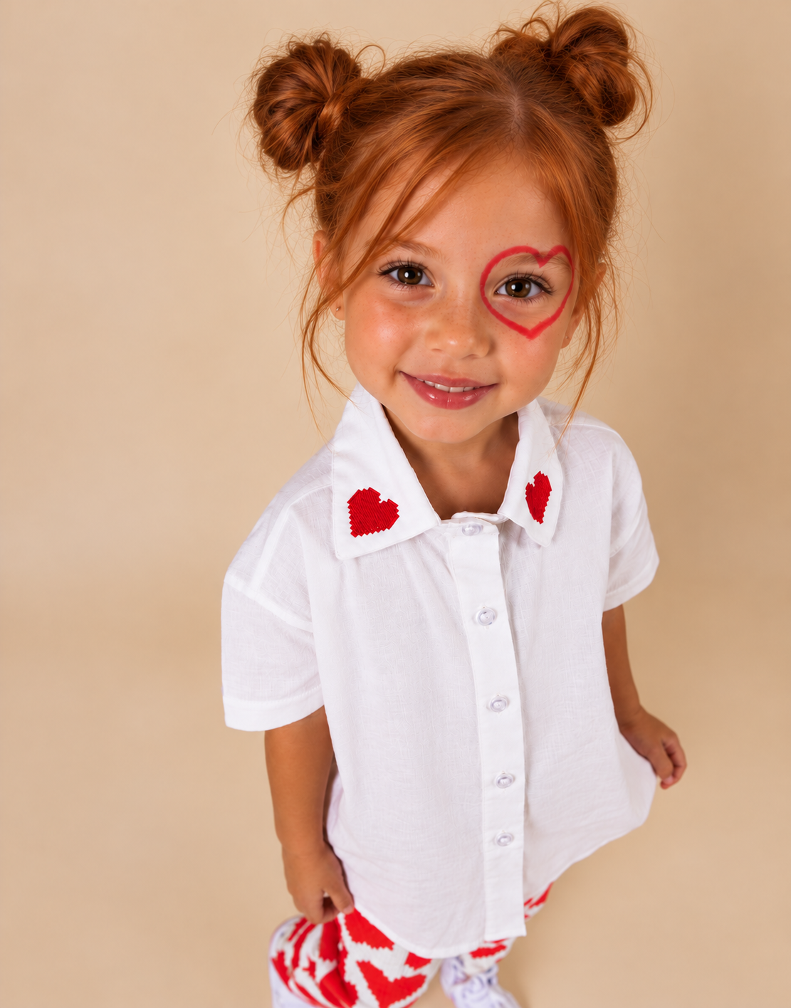 Camisa para niñas y niños en algodón - Bordado corazones