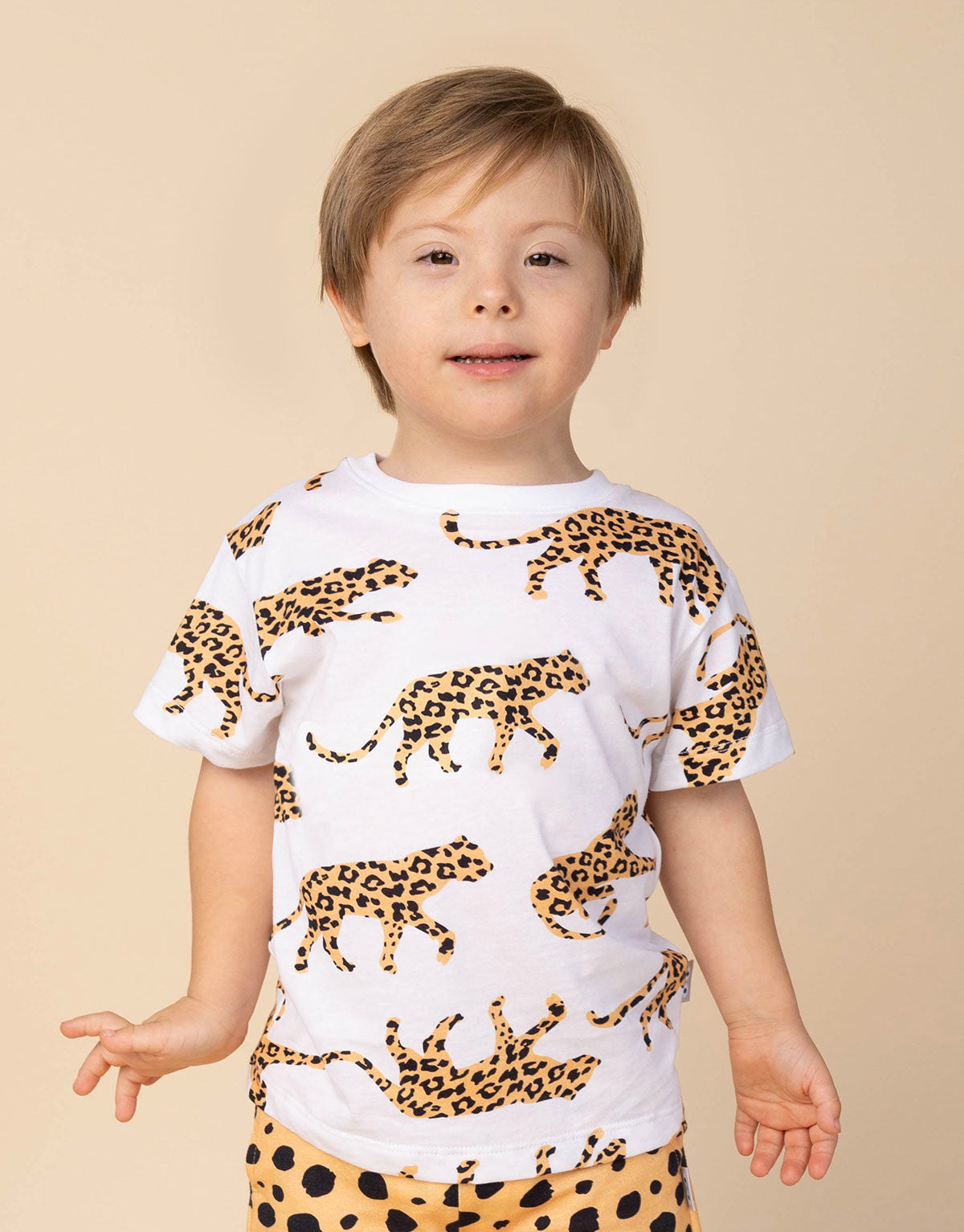 Camiseta estampada leopardos unisex en 100% algodón peruano