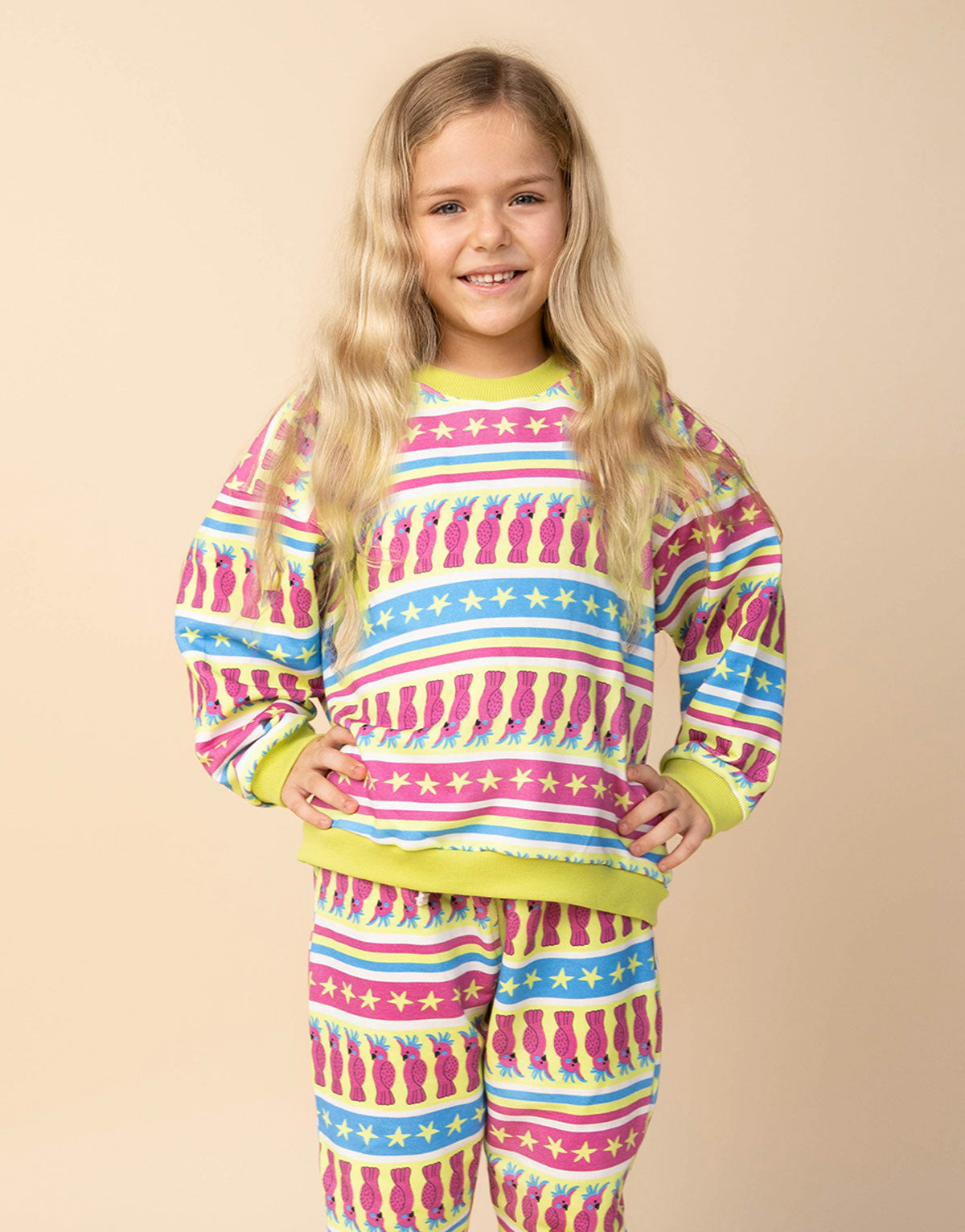 Conjunto para niñas y niños de buzo y jogger algodón peruano cacatúas