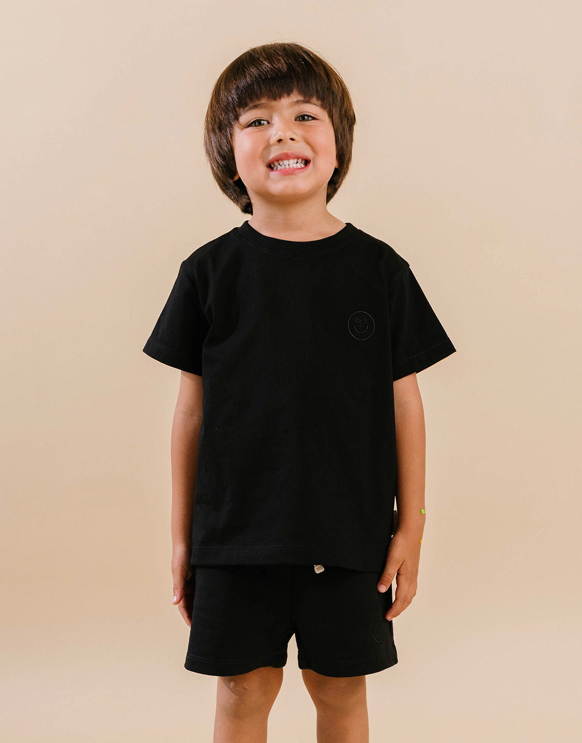 Conjunto de short y camiseta en 100% algodón peruano - Negro