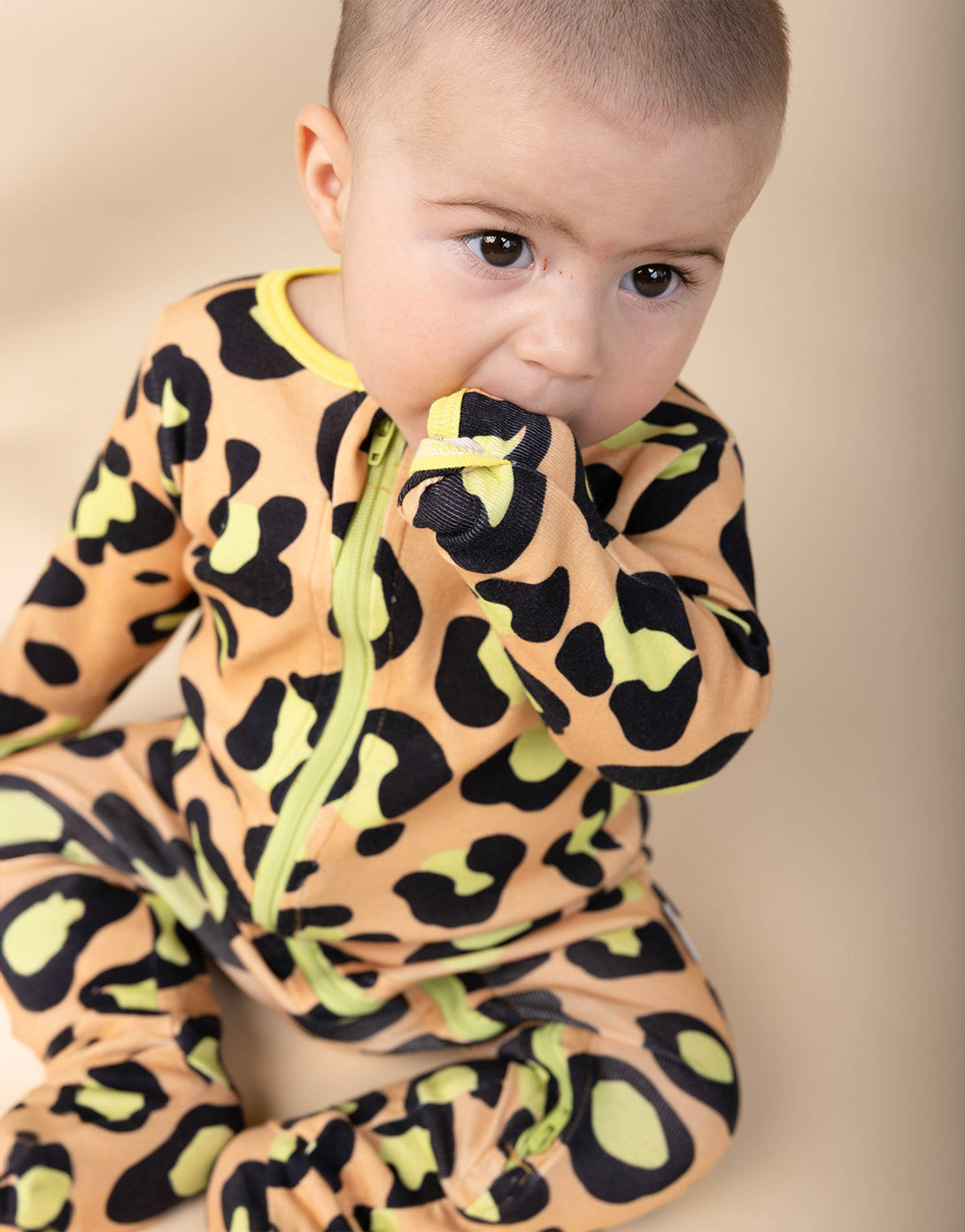 Pijama para bebés de Animal Print en 100% algodón peruano